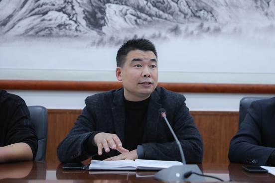 说明: 148A0675